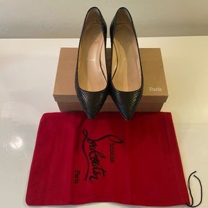 Christian louboutin kitten heel